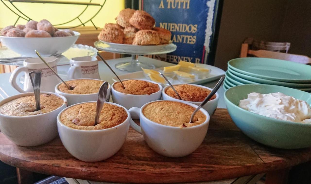 The Bear Bread Bakery B&B, Ensuite Rooms Above The Bakery, Colyton מראה חיצוני תמונה